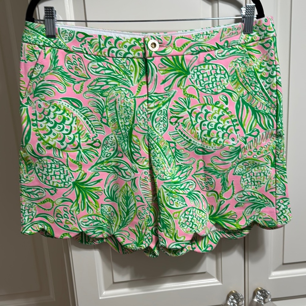 Size 10 Lilly Pulitzer Darci knit short